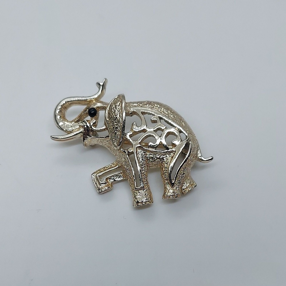Sabu Sarah Coventry Good Luck Elephant Brooch Pin Trunk Up Lucky Vintage